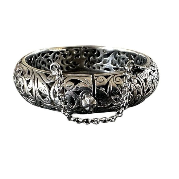Silpada Jewelry - Silpada B1829 Retired Forever Stunning Sterling Silver Hinged Bangle Bracelet